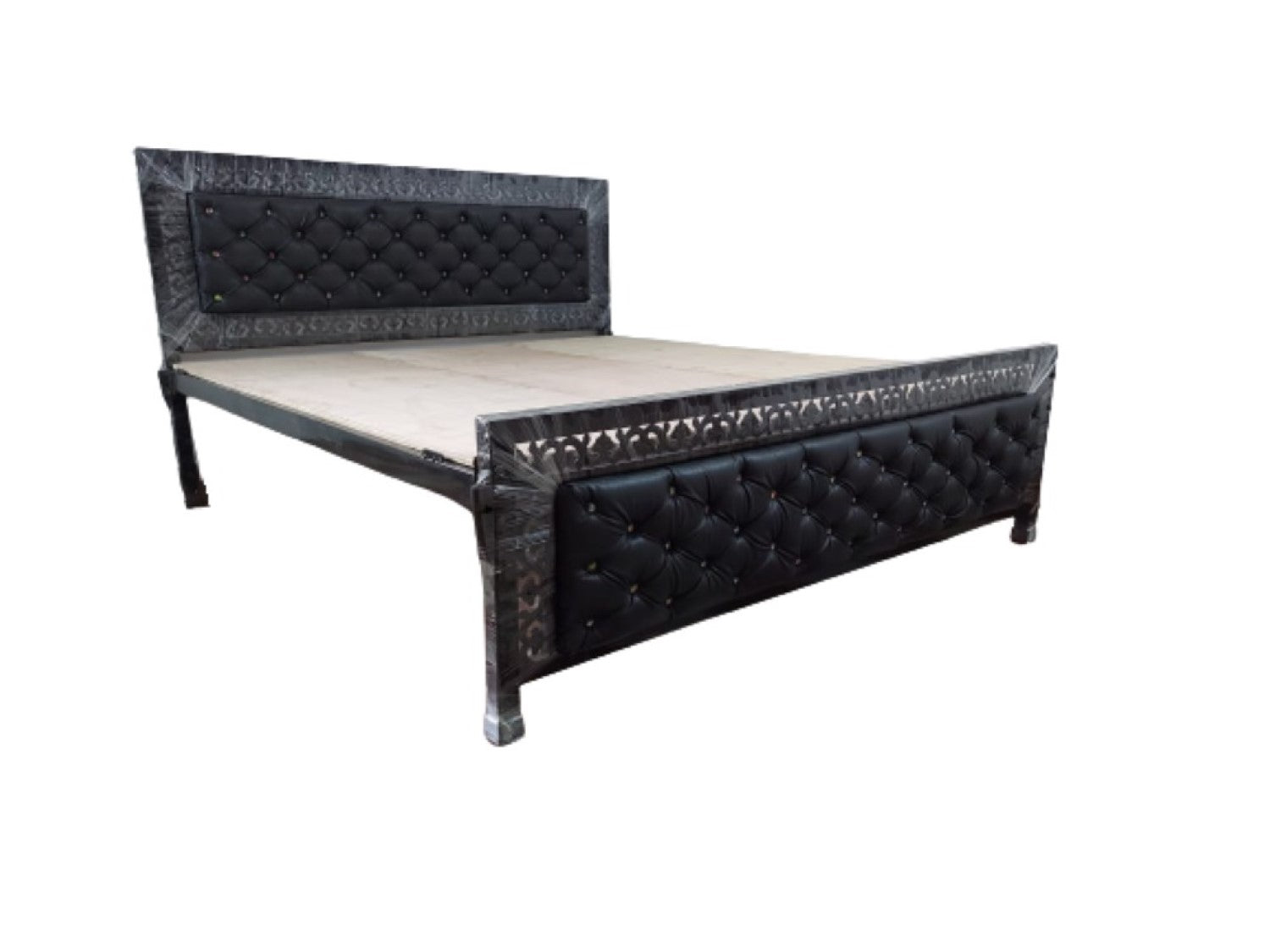 Metal Beds in Guwahati Bowzar