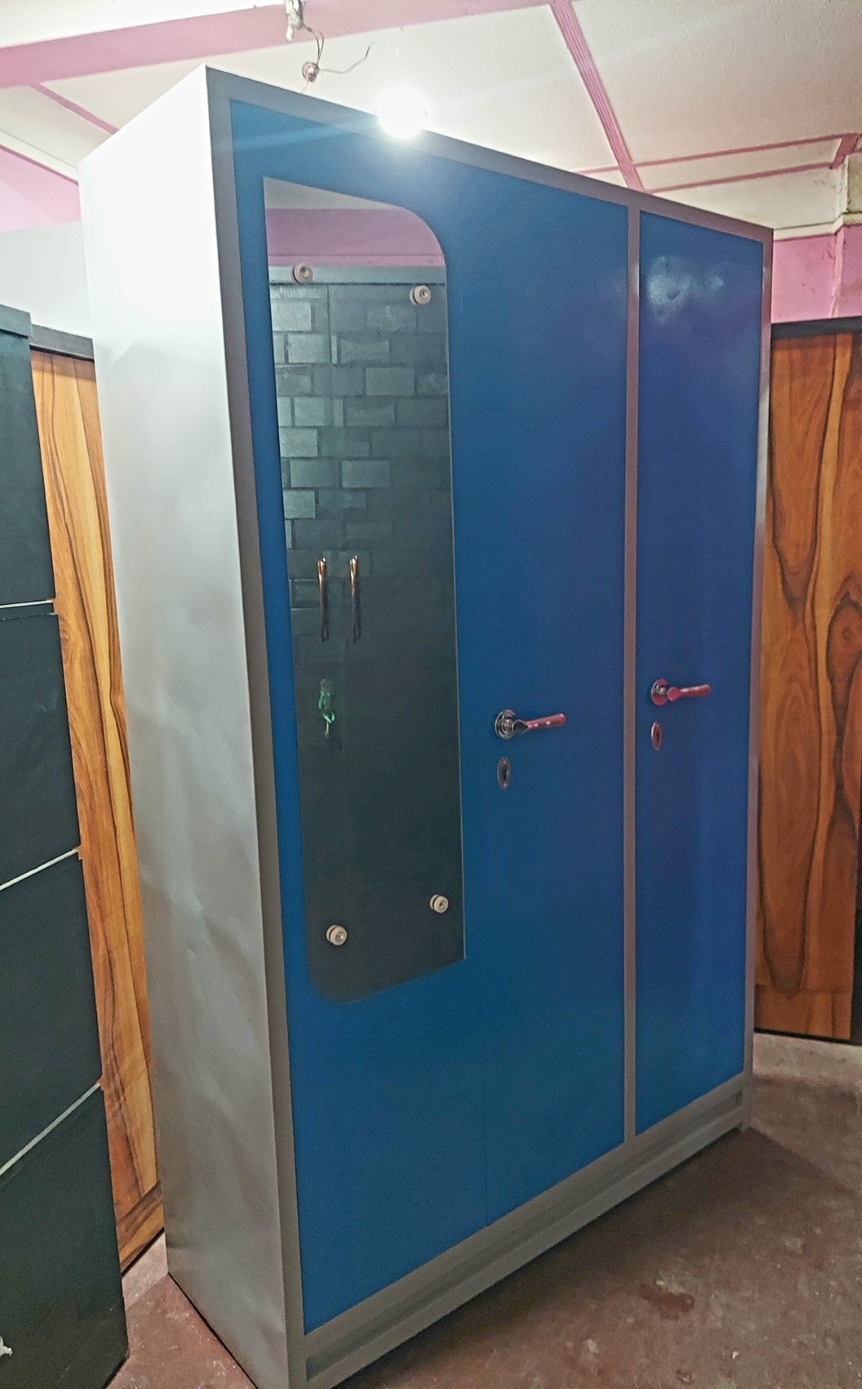 22 Gauge 3 Door Steel Almirah Wardrobe Maruti Lock Onoma Firoxza Blue