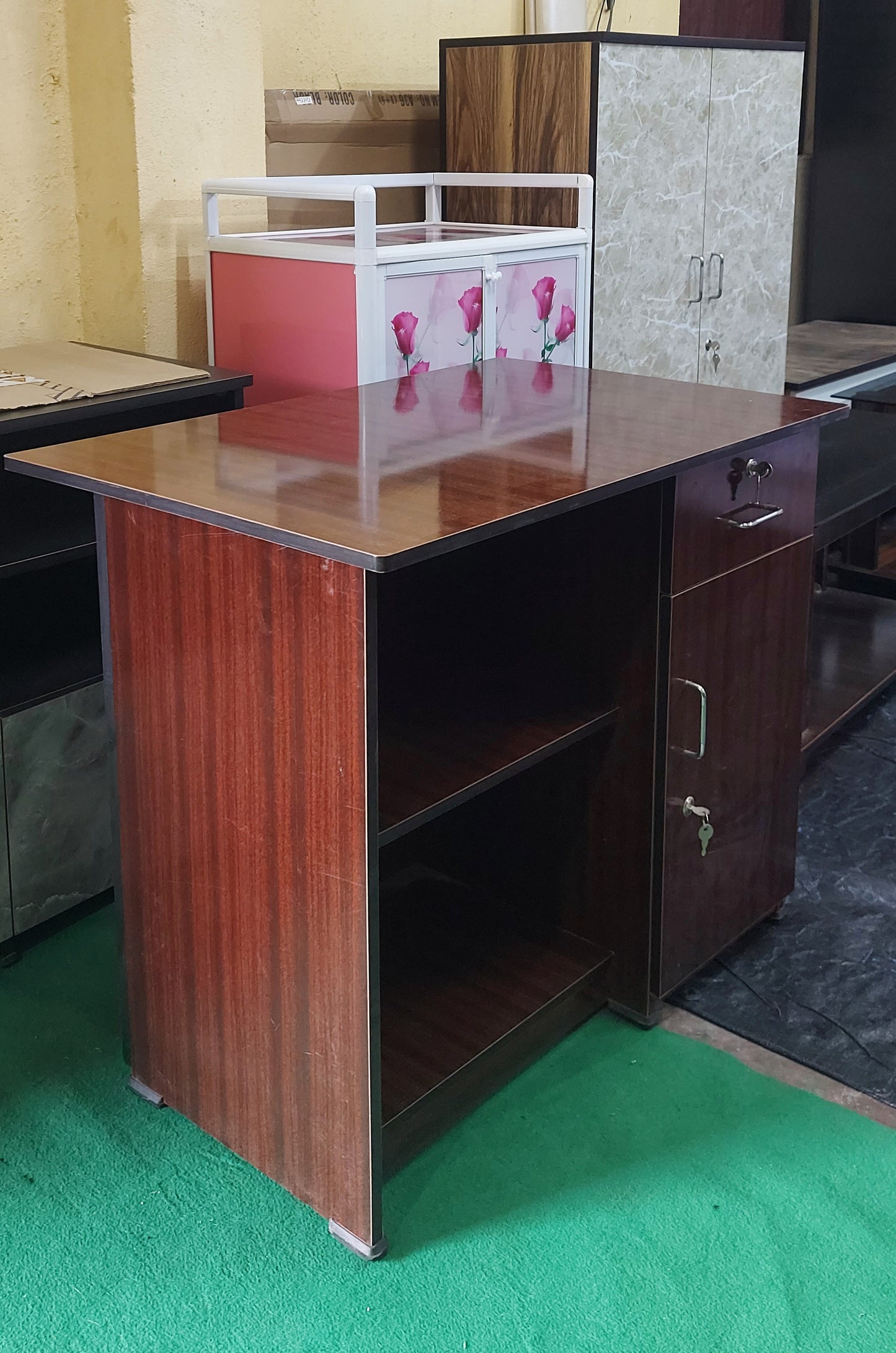 Bowzar MDF Office Table 3x2 Feet