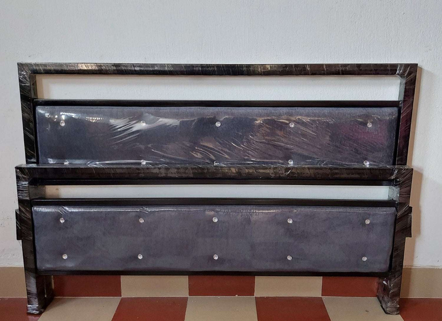 Bowzar Metal King Bed 6X6.5 Feet Fabric Cushion