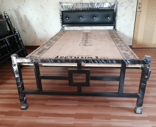 Bowzar Double Bed Size 4X6.5 Feet KM Black