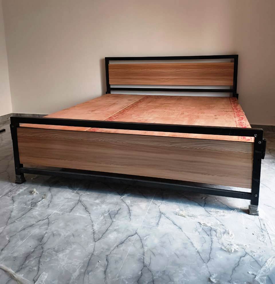 Bowzar King Bed Size 6x6.5 Feet With Sides Covered Wooden Design Bed