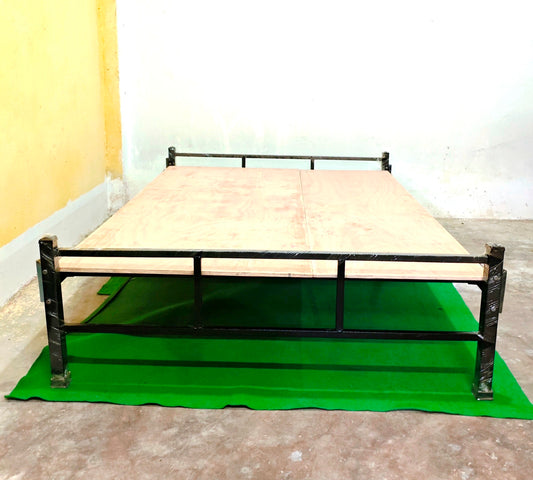 Bowzar King Bed Size 6X6.5 Feet Simple Minimalistic Metal Khatiya Model Bed