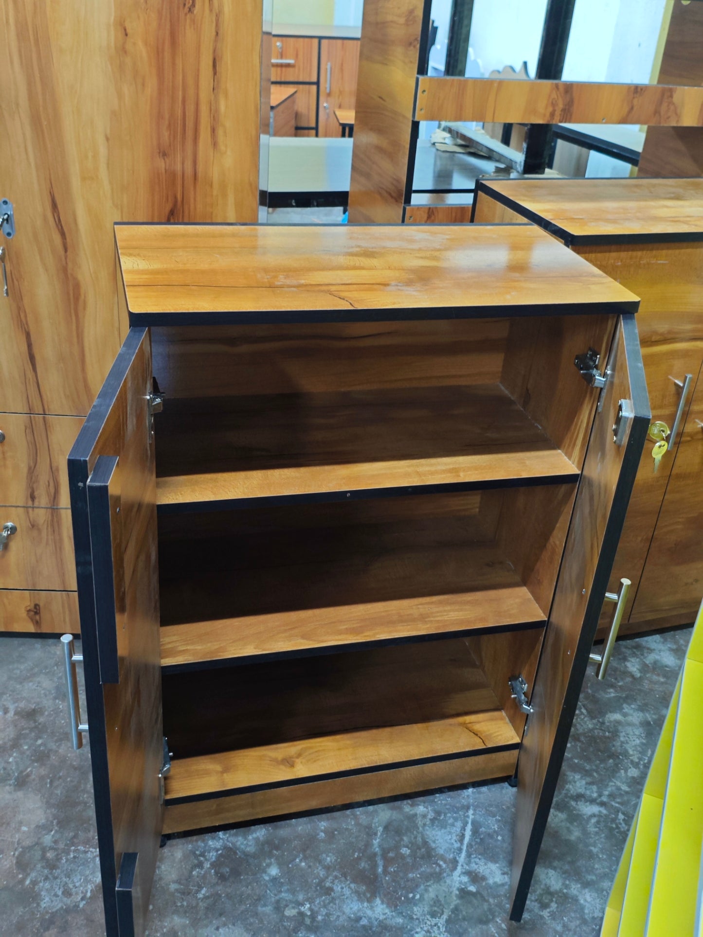 Bowzar Cabinet Height 36, Width 30, Depth 14 Inch