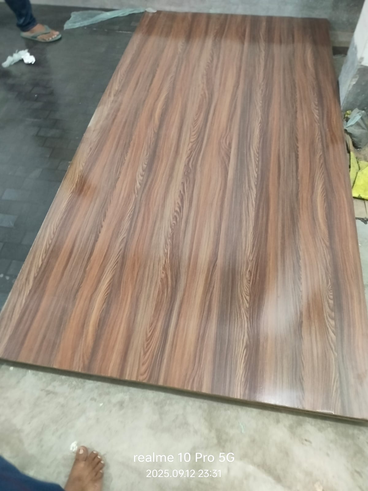 Available Board Color