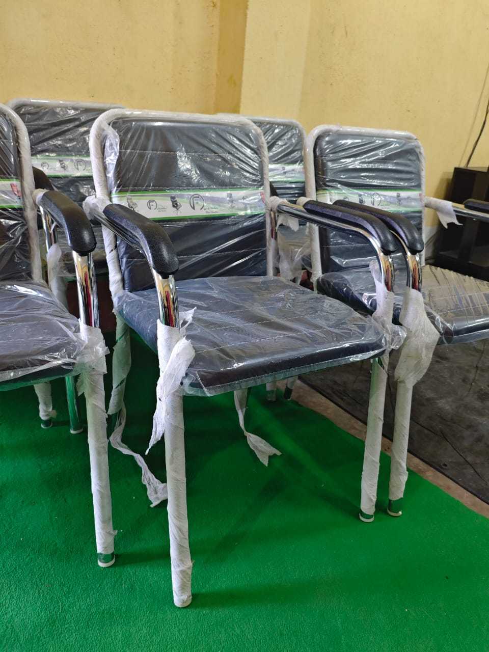 A113 Visitor Chair Heavy Quality