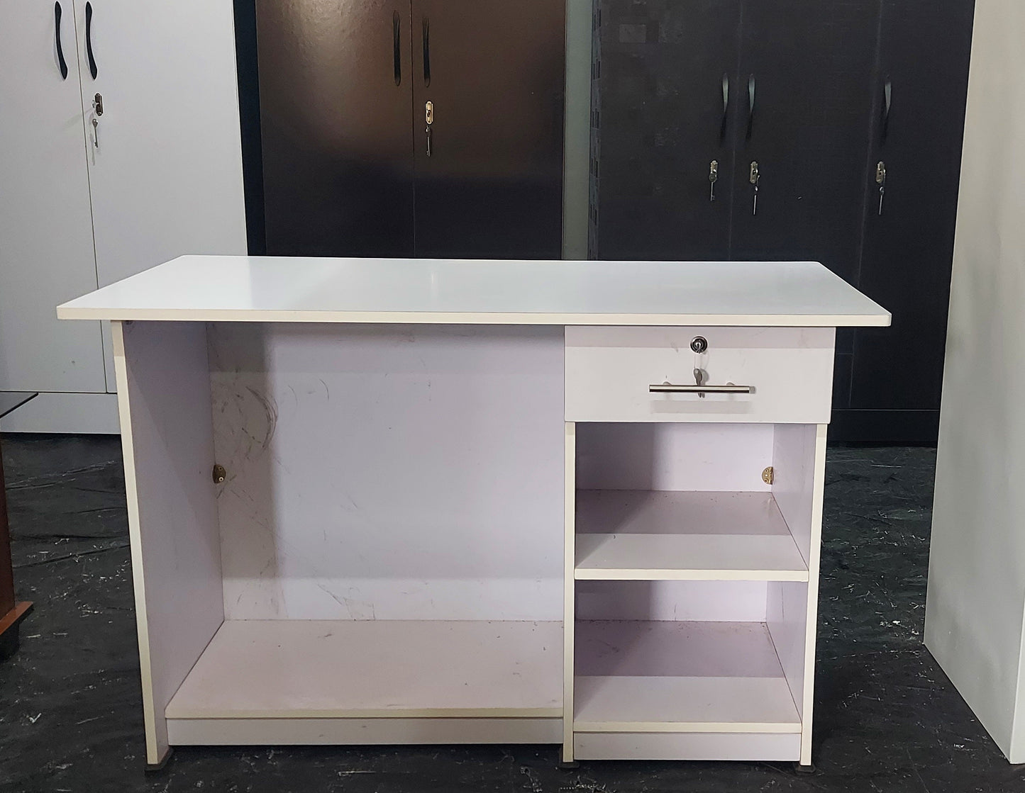 Bowzar Wooden Table White 4x2 Feet