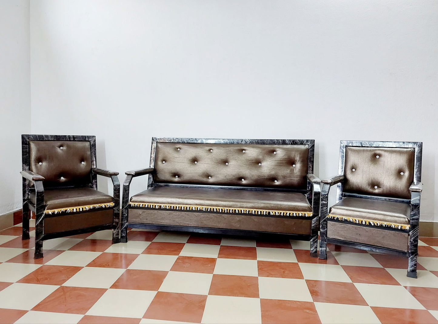 Bowzar 5 Seater Metal Sofa Premium Quality Long Lasting Metallic Golden - Bowzar - 