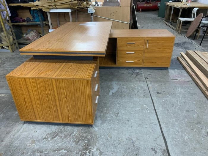 Bowzar CEO & Director Office Table Secretary Boss Table - Bowzar - 
