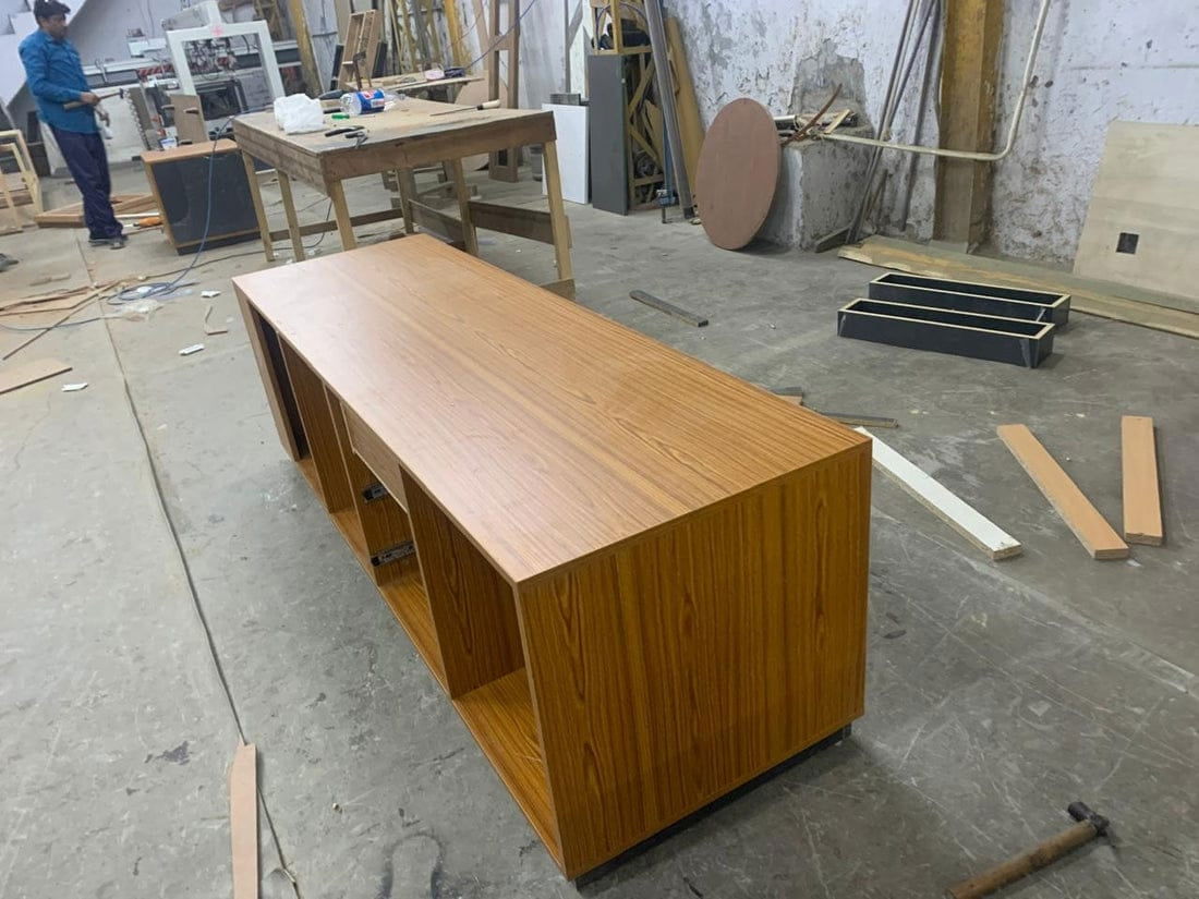 Bowzar CEO & Director Office Table Secretary Boss Table - Bowzar - 