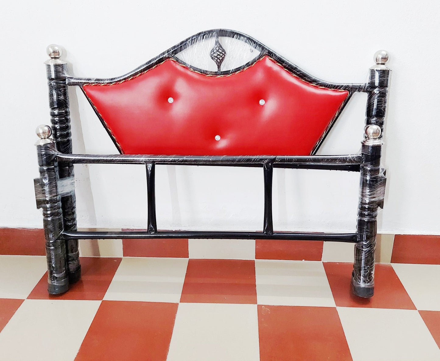 Bowzar Dhanush Model Double Size 4X6.5 Feet Metal Bed Lama Red