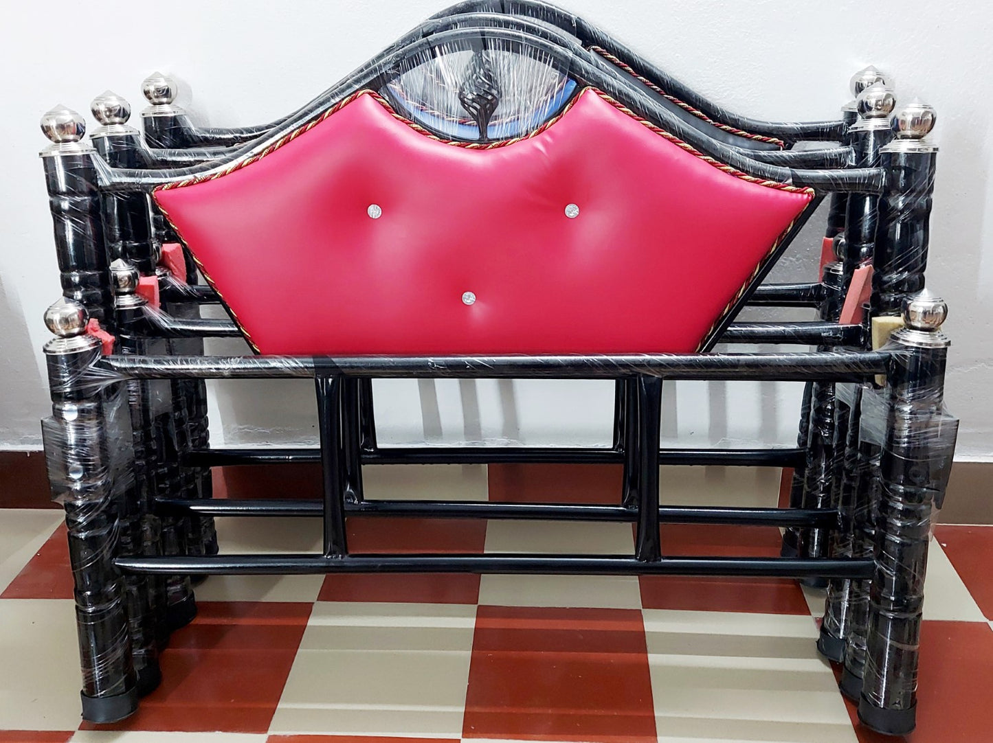 Bowzar Dhanush Model Double Bed Size 4X6.5 Feet Metal Bed Lama Lama Pink
