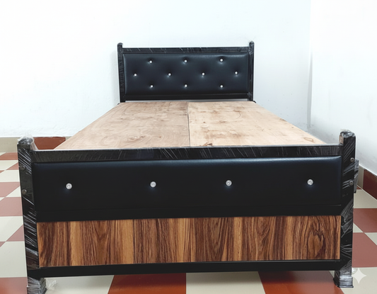 Bowzar Metal Iron Double Bed 4X6.5 Feet NM Black