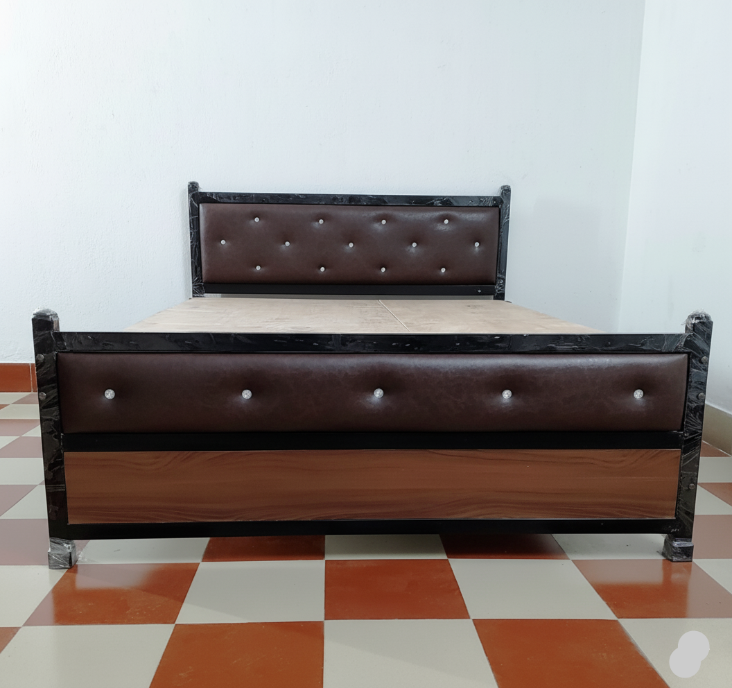 Bowzar Queen Bed 5x6.5 Feet NM Dark Coffee