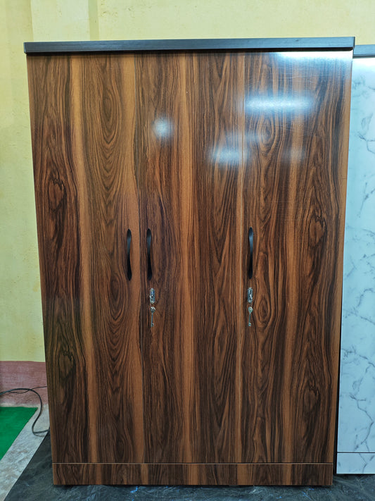 3 Door Wooden Wardrobe Almirah 6 Feet