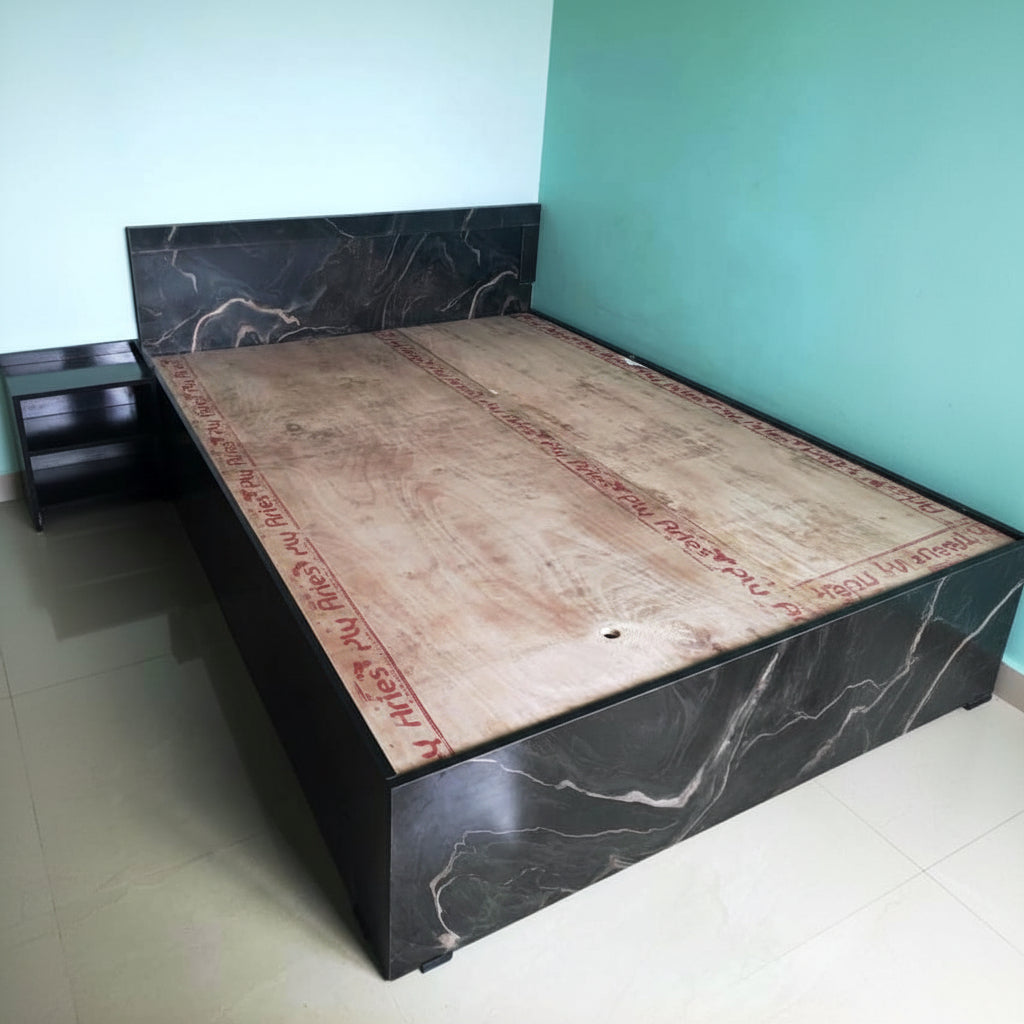 Bowzar King Bed 6x6.5 Feet Best Quality