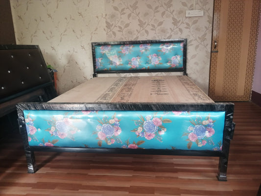 Queen Bed 5x6.5 Feet Head and Leg Cushion