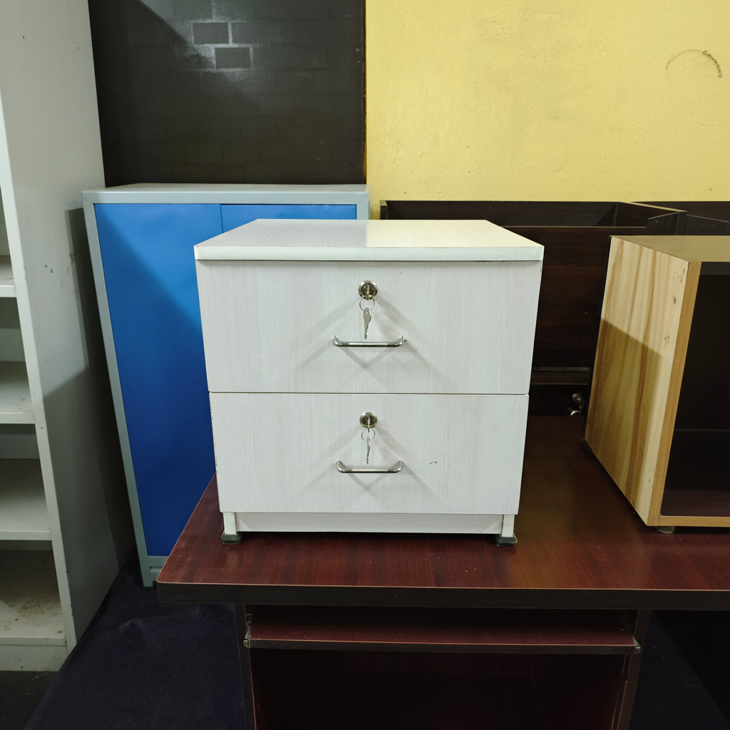 Bowzar Bed Side Table White 18x18x16