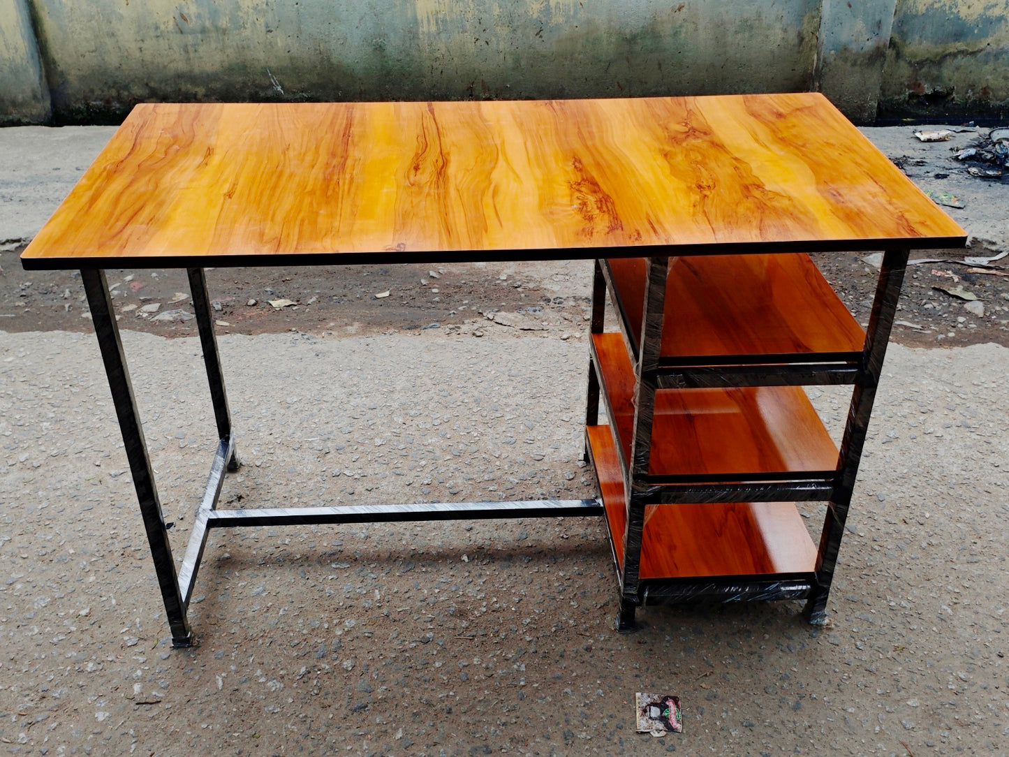 Bowzar Study Table Simple and Heavy 4X2 Feet