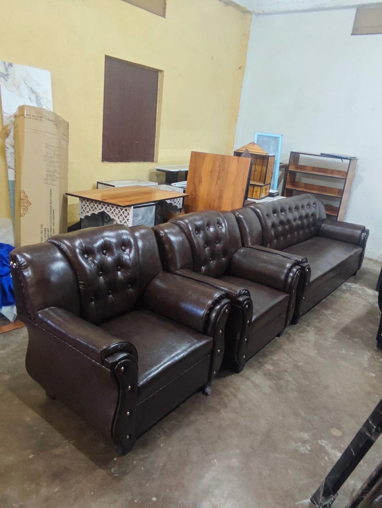 Bowzar Premium Quality 5 Seater Sofa Motor Model Caprinova Dark Brown