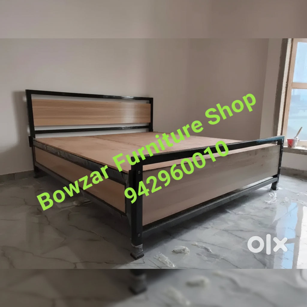 Bowzar King Bed Size 6x6.5 Feet With Sides Covered Wooden Design Bed