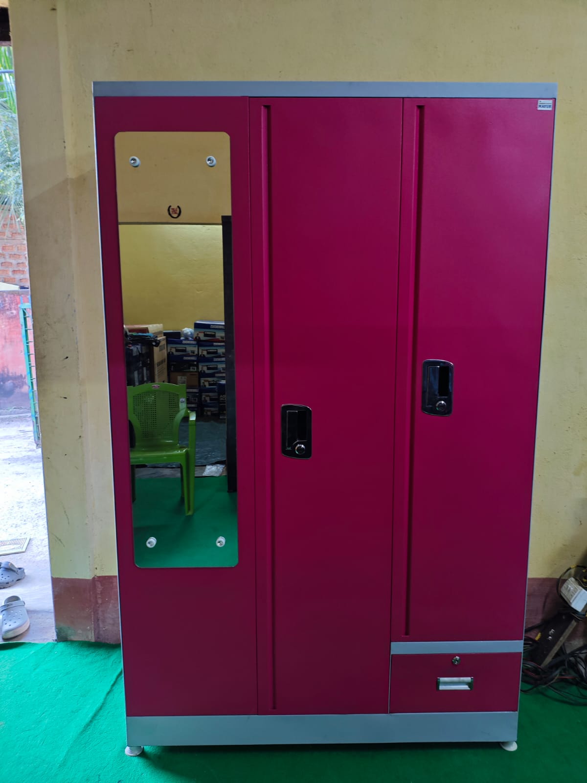 Bowzar 24 Gauge Steel Almirah Maruti Lock Pink