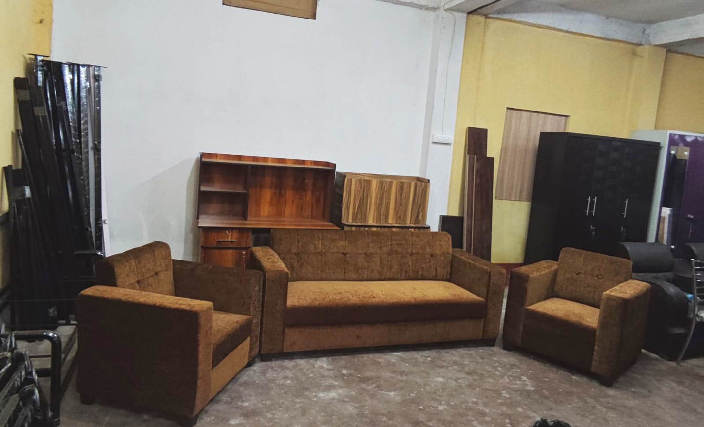 Bowzar Mini Dulux 5 Seater Sofa Premium Jute Fabric and High Density Foam Soft Brown