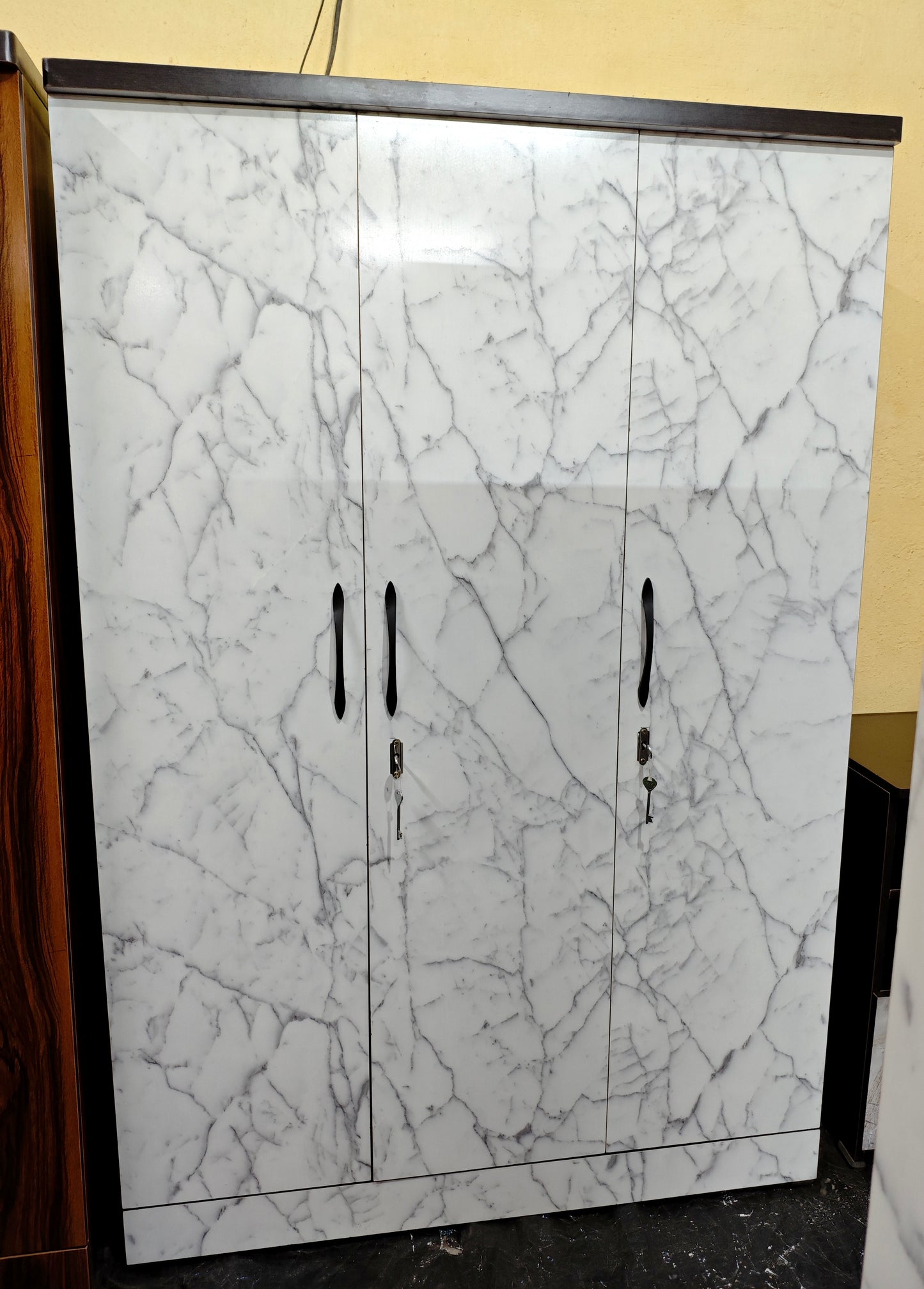 Bowzar 3 Door Almirah 3 Door Wardrobe 6 Feet Height White Marble